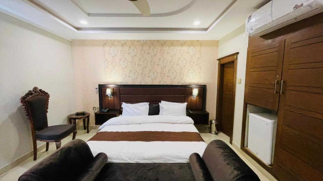 Golden Sand Hotel Rahim Yar Khan Eksteriør bilde
